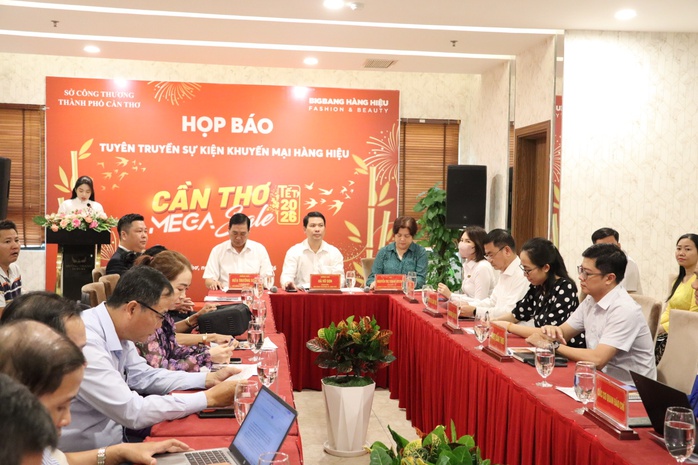 Cần Thơ sắp c&oacute; đại tiệc mua sắm h&agrave;ng hiệu giảm tới 80% - Ảnh 1.