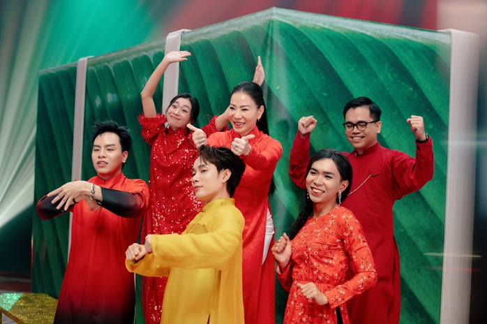 Trúc Nhân chính thức khuấy đảo V-pop ngày đầu năm với 68 nghệ sĩ đình đám - Ảnh 1.