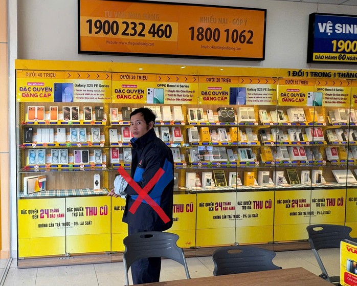 Bắt đối tượng trộm điện thọai tại cửa h&agrave;ng Thế Giới Di Động ở Hải Ph&ograve;ng - Ảnh 1.