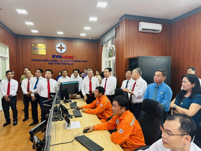 Kh&aacute;nh th&agrave;nh c&ocirc;ng tr&igrave;nh lưới điện th&ocirc;ng minh tại Đặc khu C&ocirc;n Đảo - Ảnh 2.