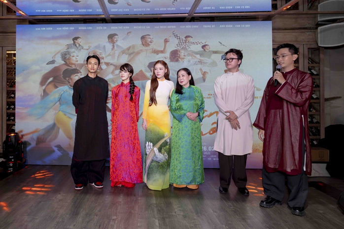 Sự tiến bộ bất ngờ của em g&aacute;i Trấn Th&agrave;nh, Uyển &Acirc;n  - Ảnh 1.