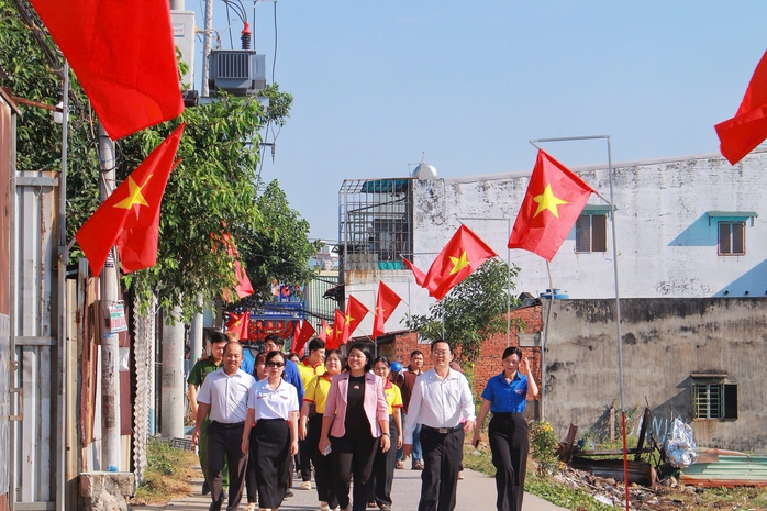 - Ảnh 3. - Ảnh 3.