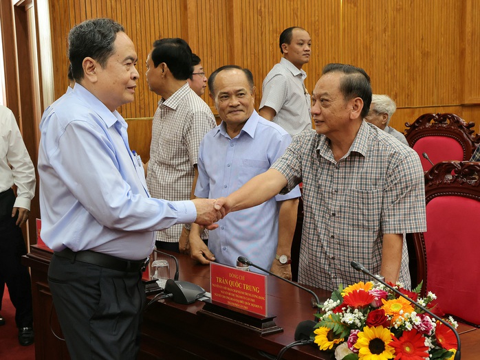 Chủ tịch Quốc hội Trần Thanh Mẫn kiểm tra công tác bầu cử tại Cần Thơ 2026 - Ảnh 3. Chủ tịch Quốc hội Trần Thanh Mẫn kiểm tra công tác bầu cử tại Cần Thơ 2026 - Ảnh 3.