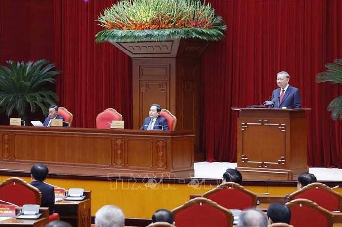Tổng B&iacute; thư T&ocirc; L&acirc;m gặp mặt th&agrave;nh vi&ecirc;n c&aacute;c Tiểu ban chuẩn bị Đại hội XIV của Đảng - Ảnh 3.