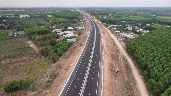 Khai th&aacute;c tạm đoạn cao tốc bi&ecirc;n h&ograve;a - Vũng T&agrave;u trước Tết Nguy&ecirc;n đ&aacute;n 2026 - Ảnh 5.