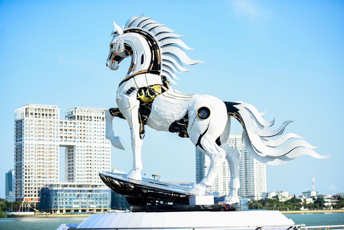 S&ocirc;i động m&ugrave;a lễ hội - Ảnh 2.