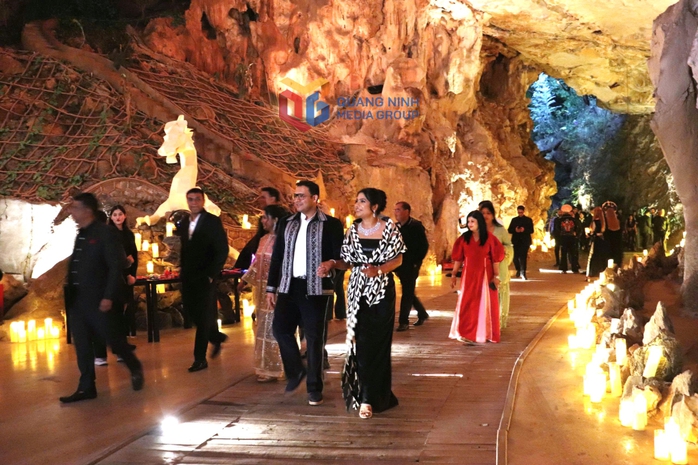 Đ&aacute;m cưới tỉ ph&uacute; Ấn Độ k&eacute;o d&agrave;i 5 ng&agrave;y tại Quảng Ninh g&acirc;y ch&uacute; &yacute; với kh&aacute;ch mời - Ảnh 2.