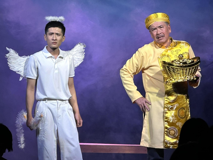 NS Hữu Nghĩa v&agrave; h&oacute;a th&acirc;n 4 vai h&agrave;i duy&ecirc;n d&aacute;ng đ&oacute;n xu&acirc;n - Ảnh 3.