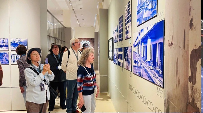 First international cruise of 2026 docks at Con Dao - Ảnh 2.