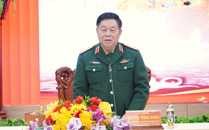 Đại tướng Nguyễn Trọng Nghĩa thăm, ch&uacute;c Tết tại Quảng Trị - Ảnh 2.