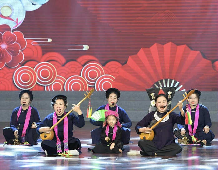 Nhịp cầu văn h&oacute;a nối liền kiều b&agrave;o với cội nguồn - Ảnh 3.