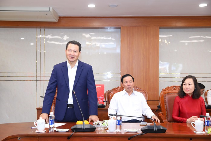 TPHCM hỗ trợ tết 500 triệu Đồng cho tỉnh Đồng Nai chăm lo người ngh&egrave;o - Ảnh 4.