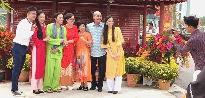 Giải tr&iacute; ng&agrave;y Tết đa dạng, đặc sắc - Ảnh 1.