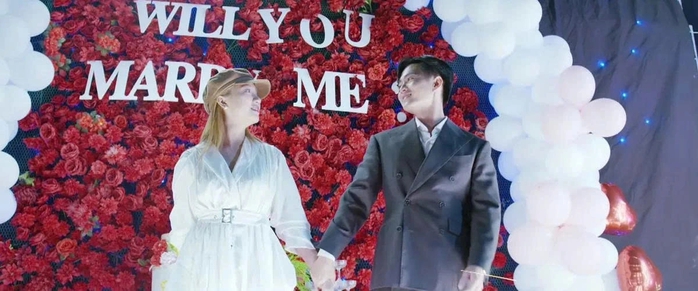 Phim "Gia đ&igrave;nh tr&aacute;i dấu" kết th&uacute;c vi&ecirc;n m&atilde;n - Ảnh 1.