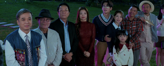 Phim "Gia đ&igrave;nh tr&aacute;i dấu" kết th&uacute;c vi&ecirc;n m&atilde;n - Ảnh 2.