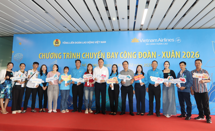 Chuyến bay C&ocirc;ng đo&agrave;n đưa hơn 1.050 c&ocirc;ng nh&acirc;n về qu&ecirc; đ&oacute;n Tết - Ảnh 5.