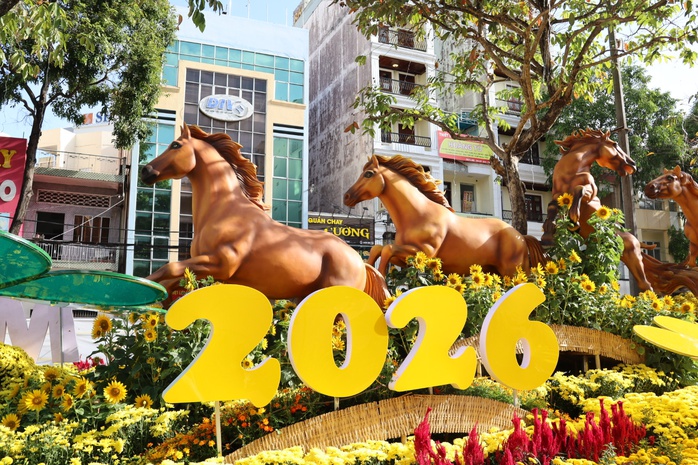 Đi xem đường hoa nghệ thuật Cần Thơ 2026 v&agrave; gửi xe ở đ&acirc;u an to&agrave;n? - Ảnh 1.