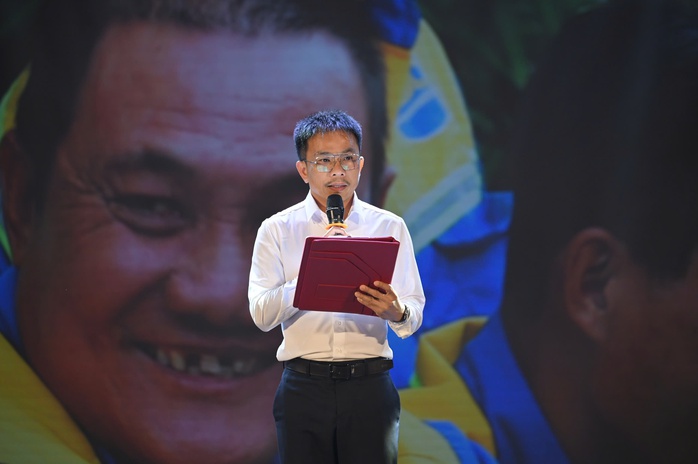 X&acirc;y Tết 2026 trao qu&agrave; cho 600 c&ocirc;ng nh&acirc;n m&ocirc;i trường, tho&aacute;t nước ở Đ&agrave; Nẵng - Ảnh 3.