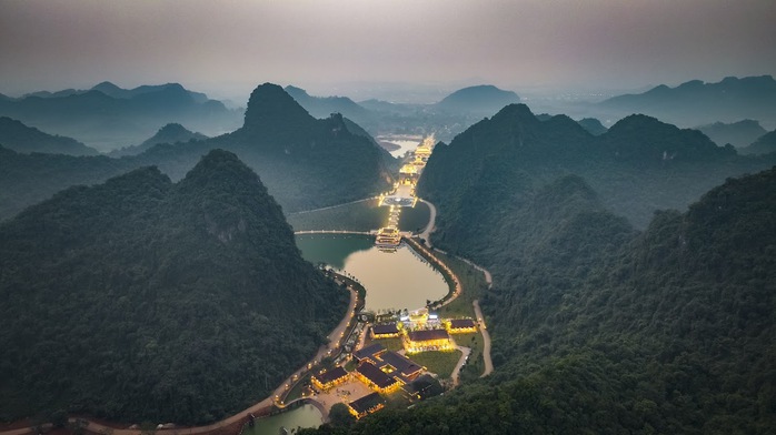 New Tourist Destination in Ninh Binh as Beautiful as "Fenghuang Ancient Town" - Ảnh 3.