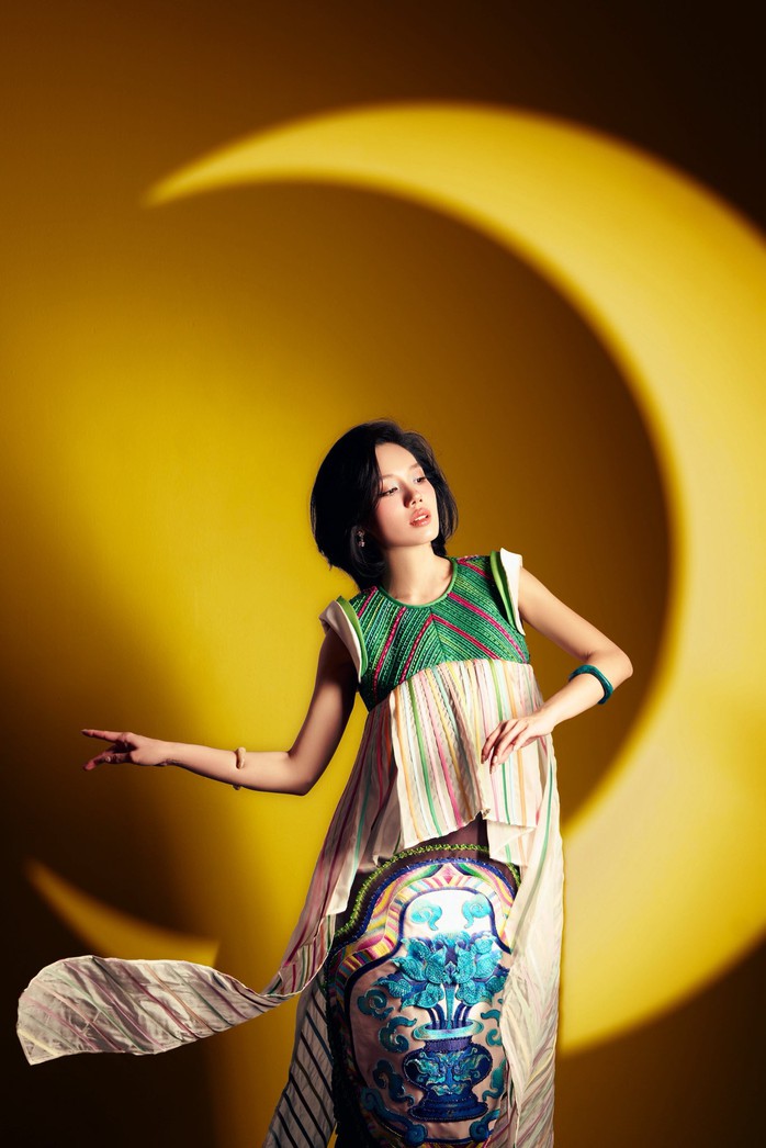 B&Agrave;I XU&Acirc;N ONLINE NG&Agrave;Y 14-2 (27 TH&Aacute;NG CHẠP). Tựa: Diễn vi&ecirc;n Tr&acirc;m Anh: "T&ocirc;i to&agrave;n t&acirc;m, to&agrave;n &yacute; cho diễn xuất" - Ảnh 6.