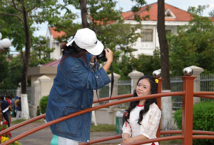 VIDEO: K&yacute; ức Tết xưa &ugrave;a về ở chợ qu&ecirc; giữa phố  - Ảnh 17.