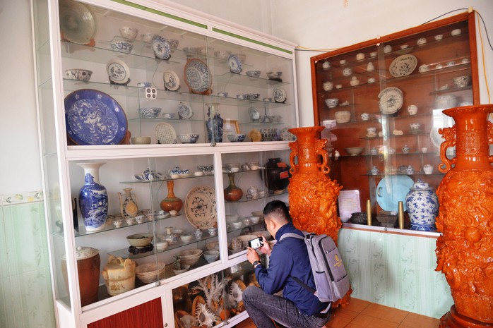 Chi&ecirc;m ngưỡng h&agrave;ng trăm cổ vật qu&yacute; hiếm từ những con t&agrave;u cổ Quảng Ng&atilde;i - Ảnh 8.