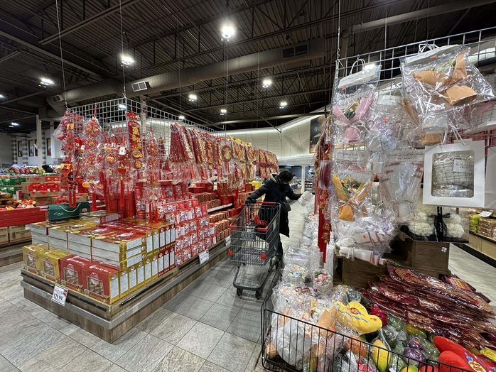 Người Việt xa qu&ecirc; bồi hồi đ&oacute;n Tết - Ảnh 2.