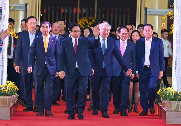 Thủ tướng Phạm Minh Chính phát biểu tại Hội chợ Mùa Xuân 2026 và những thắng lợi mới - Ảnh 1. Thủ tướng Phạm Minh Chính phát biểu tại Hội chợ Mùa Xuân 2026 và những thắng lợi mới - Ảnh 1.