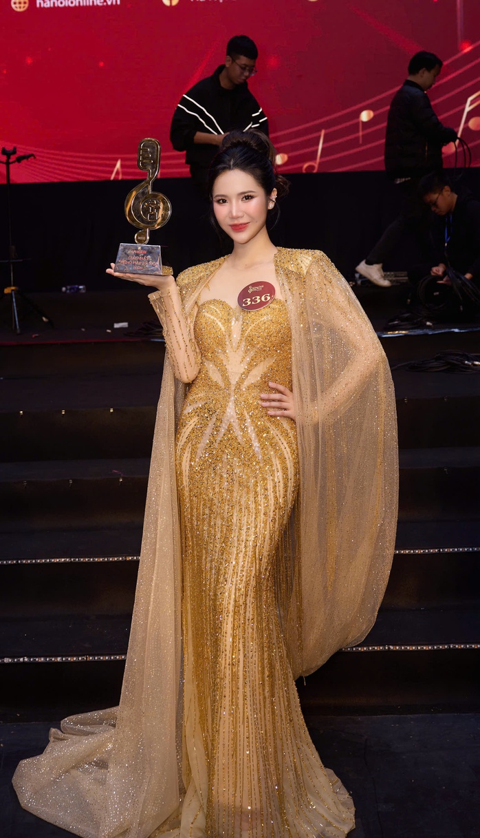 Ca sĩ Phương Anh với h&agrave;nh động &yacute; nghĩa ở tuổi 22 - Ảnh 2.