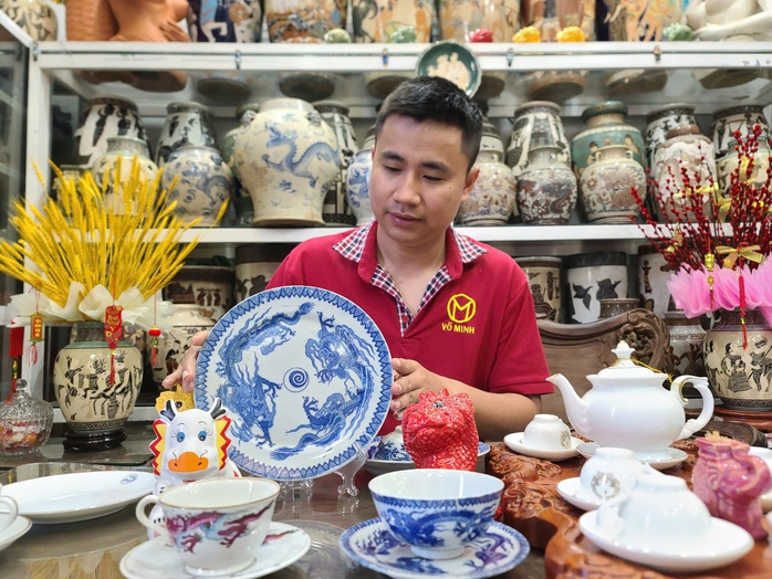 Kh&aacute;m ph&aacute; kho b&aacute;u hơn 10.000 cổ vật giữa đại ng&agrave;n - Ảnh 3.