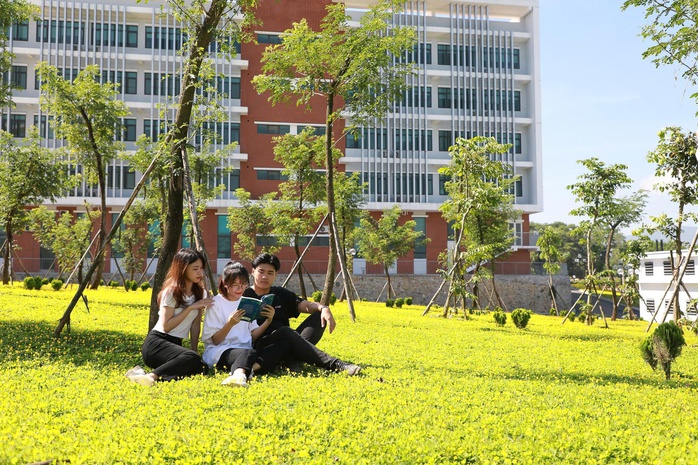 Th&ocirc;ng điệp đầu năm của Bộ trưởng Bộ GD-ĐT - Ảnh 2.