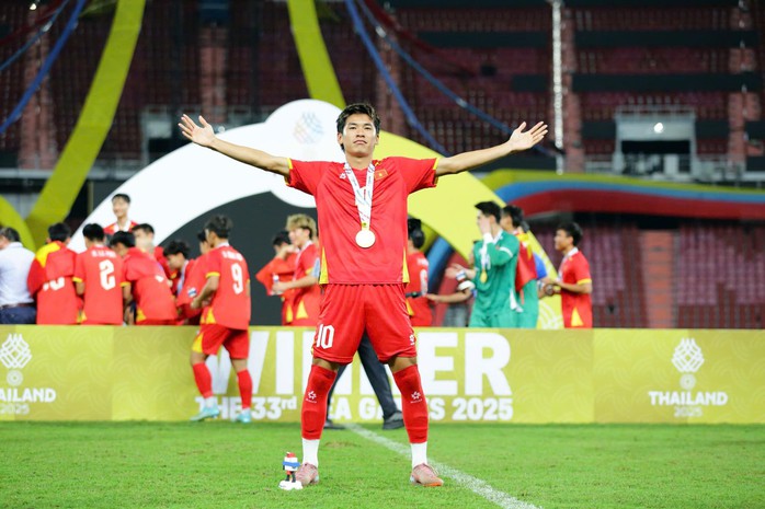 T&agrave;i năng "dị biệt" ở tuyển U23 Việt Nam - Ảnh 7.