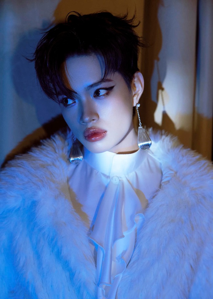 B&Agrave;I XU&Acirc;N ONLINE ĐĂNG NG&Agrave;Y 15-2 (28 TẾT). TỰA: Ph&aacute;p Kiều: "Tại đạo diễn Trấn Th&agrave;nh m&agrave; t&ocirc;i tăng 3kg!" - Ảnh 2.