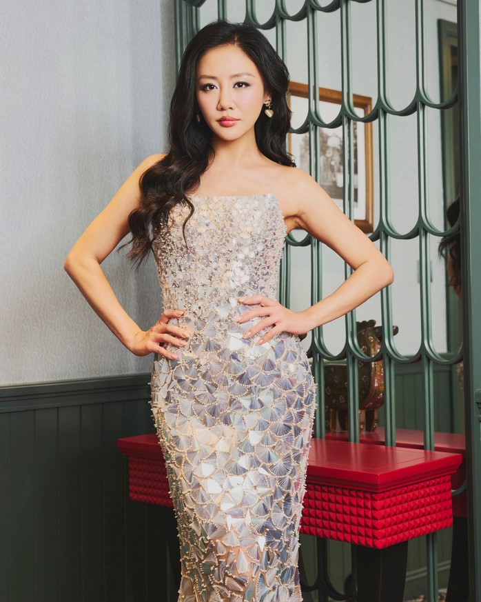 BÀI XUÂN ONLINE ĐĂNG 15-2 (28 TẾT). TỰA: Văn Mai Hương: "Đó là nụ hôn màn ảnh đầu tiên của tôi!" - Ảnh 3.