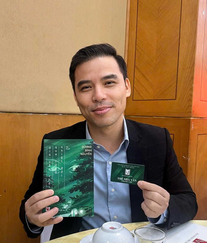 Nhà văn Dương Bình Nguyên: Tôi luôn bị ám ảnh điều gì khiến người bình thường thành kẻ gây án - Ảnh 1.