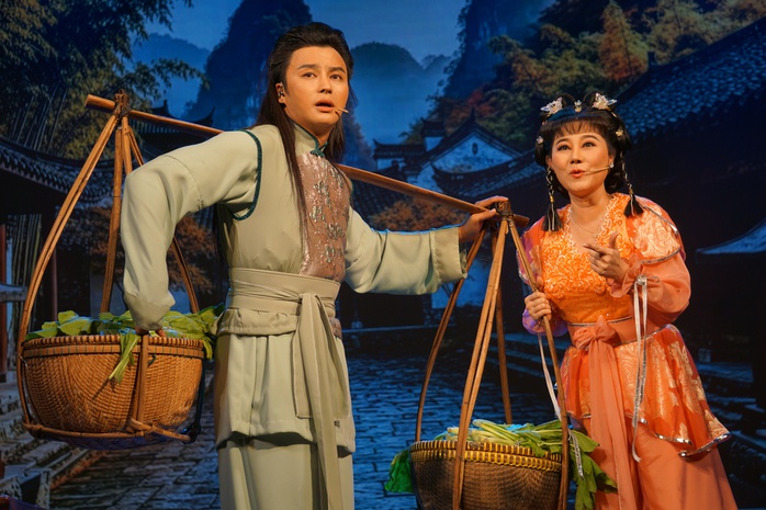 Gen Z đến rạp: Khi sân khấu tìm lại nhịp thở của thời đại - Ảnh 2.