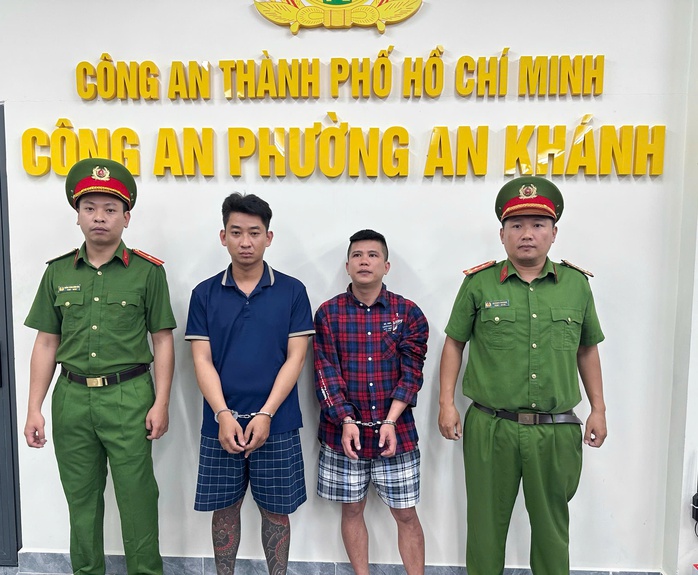C&ocirc;ng an TPHCM bắt hai người trộm ch&oacute; g&acirc;y x&ocirc;n xao dư luận - Ảnh 1.