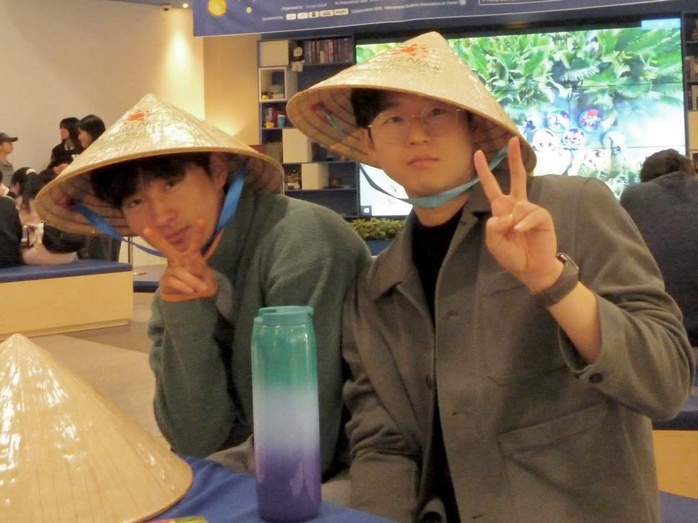 Đưa Tết Việt ra thế giới: Khi người trẻ l&agrave;m đại sứ văn h&oacute;a - Ảnh 7.