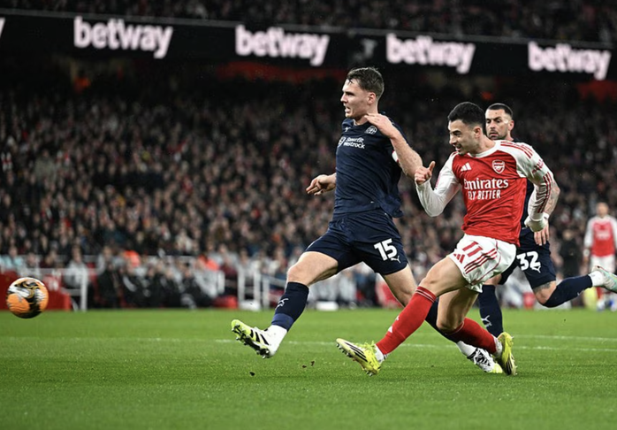 Arsenal thắng nh&agrave;n Wigan, lần đầu v&agrave;o v&ograve;ng 5 FA Cup sau năm năm - Ảnh 2.
