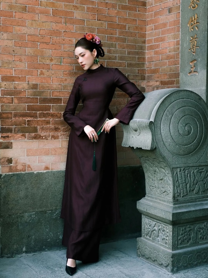 "Mốt" áo dài du xuân năm Ngựa - Ảnh 3.