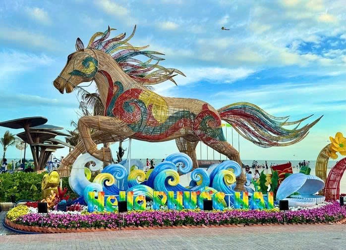 B&igrave;nh chọn linh vật ngựa Tết B&iacute;nh Ngọ: Lộ diện "Ngũ m&atilde;" dẫn đầu cuộc đua - Ảnh 12.