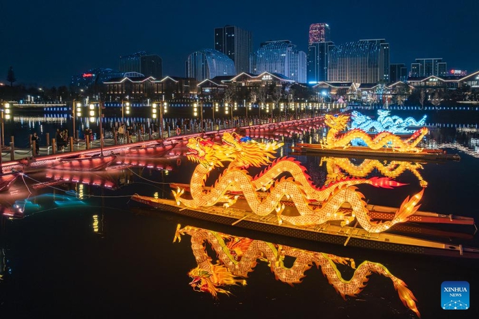 Thế giới tưng bừng đ&oacute;n Tết B&iacute;nh Ngọ  - Ảnh 12.