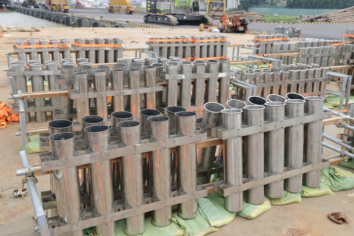 Cận cảnh trận địa ph&aacute;o hoa Cần Thơ ch&agrave;o đ&oacute;n năm mới 2026 - Ảnh 5.