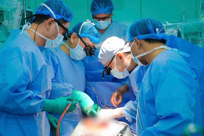 Bệnh viện Đại học Y dược TPHCM thực hiện th&agrave;nh c&ocirc;ng 4 ca gh&eacute;p tạng trong đ&ecirc;m gi&aacute;p Tết - Ảnh 2.