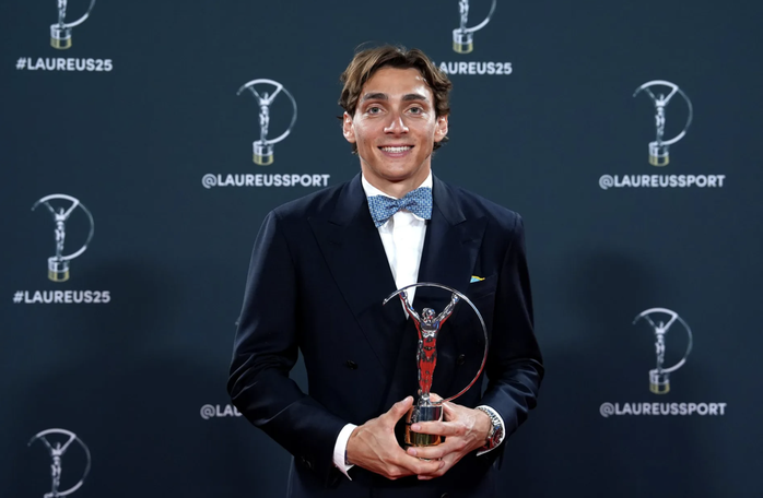 Armand "Mondo" Duplantis: Ngọn s&agrave;o bay tr&ecirc;n dải thi&ecirc;n h&agrave; - Ảnh 1.