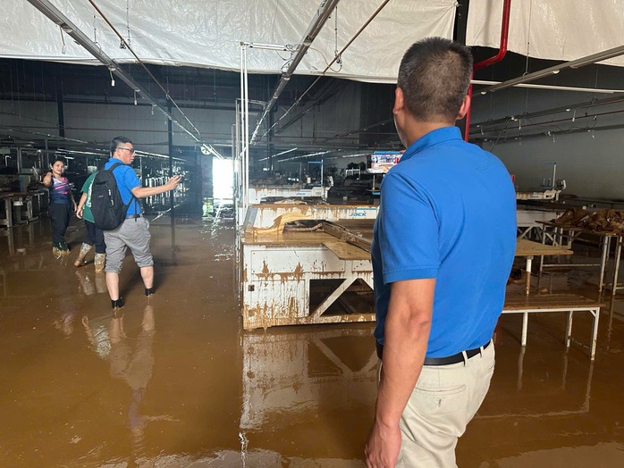 Doanh nghiệp Bảo hiểm vượt b&atilde;o lũ 2025: Hỗ trợ khẩn cấp cho người d&acirc;n - Ảnh 4.