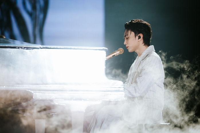 SOOBIN- mẫu h&igrave;nh nghệ sĩ "biết đi đường d&agrave;i"  - Ảnh 5.