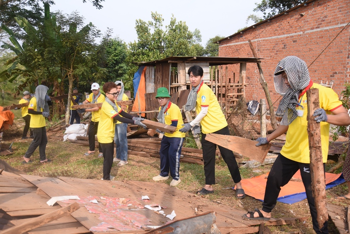 Xu&acirc;n T&igrave;nh Nguyện mang hơi ấm mọi miền - Ảnh 10.