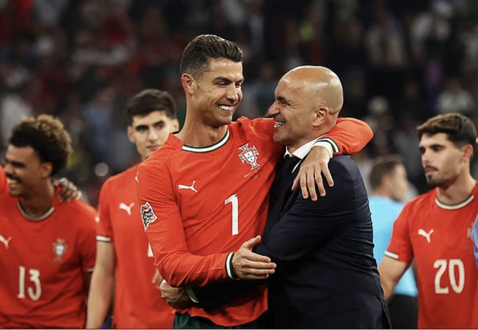 Cristiano Ronaldo v&agrave; h&agrave;nh tr&igrave;nh chinh phục b&agrave;n thắng thứ 1.000 - Ảnh 5.