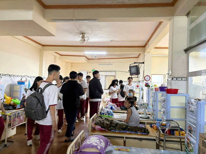 Khi trung tâm GDTX tuyển lớp 10 bằng...hạnh kiểm - Ảnh 3.